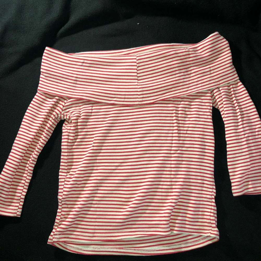 Cropped Off the Shoulder Top - Picture 5 of 5